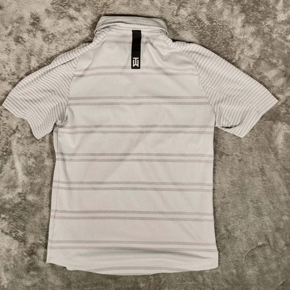 Nike Golf Polo Mens Small White Excellent Tiger‎ Woods Zonal Cooling AA2884-100